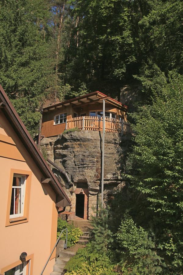 Malbenka - Chata Na Skale Pod Hradem Кокоржин Экстерьер фото